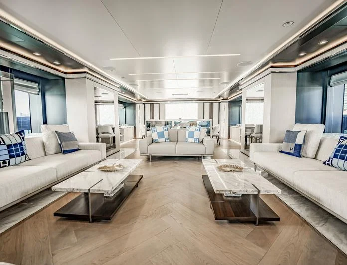 PROVOCATEUR - photo 2, PROVOCATEUR yacht charter