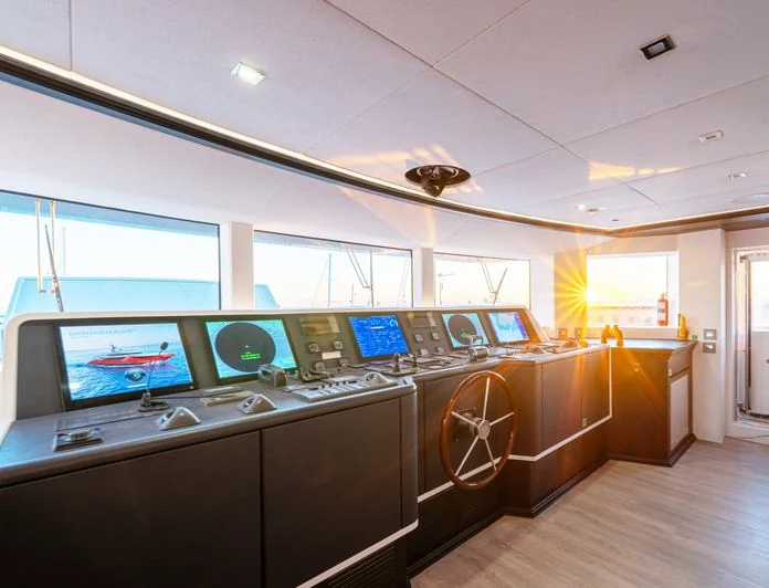 PROVOCATEUR - photo 10, PROVOCATEUR yacht charter
