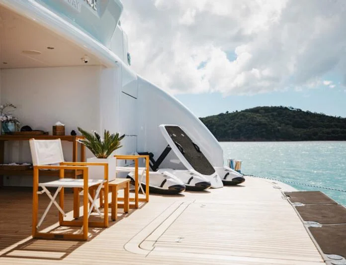 QUANTUM OF SOLACE - photo 12, QUANTUM OF SOLACE yacht charter