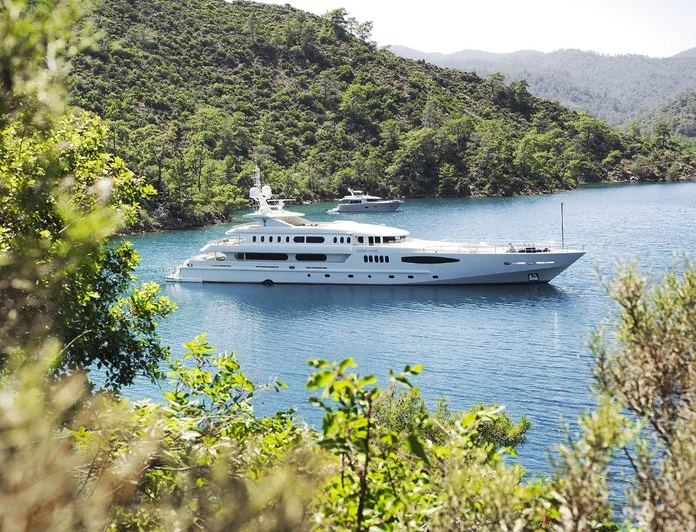 QUEEN MARE - photo 1, QUEEN MARE yacht charter