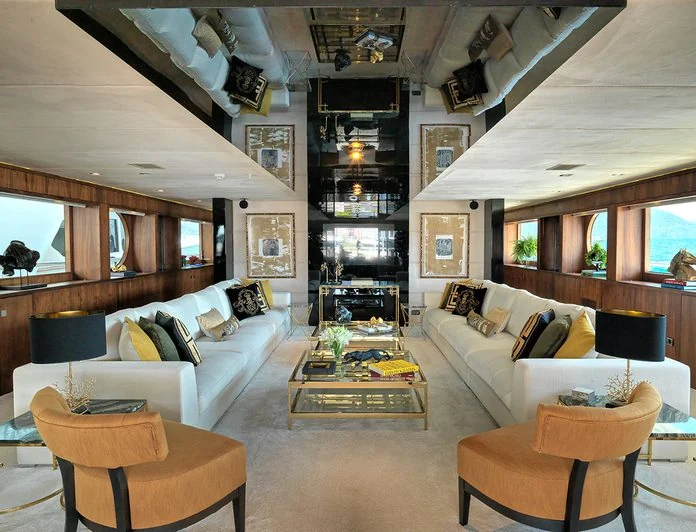 QUEEN MARE - photo 2, QUEEN MARE yacht charter
