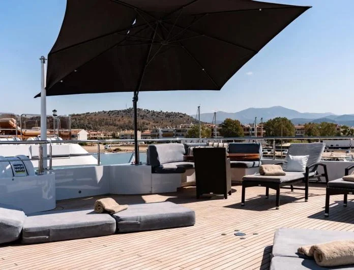 RARE FIND - photo 14, RARE FIND yacht charter