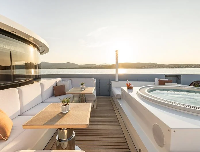 REBELS - photo 15, REBELS yacht charter