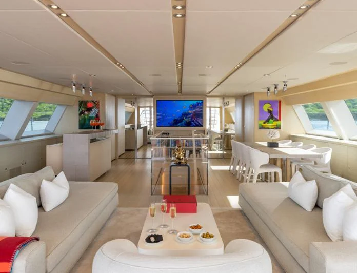 RED DRAGON - photo 3, RED DRAGON yacht charter