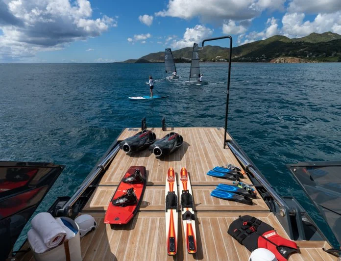 RED DRAGON - photo 7, RED DRAGON yacht charter