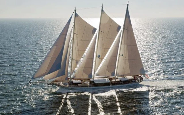 RED SKY - sailing yacht for week charter