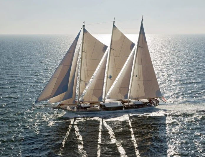 RED SKY - photo 1, RED SKY yacht charter