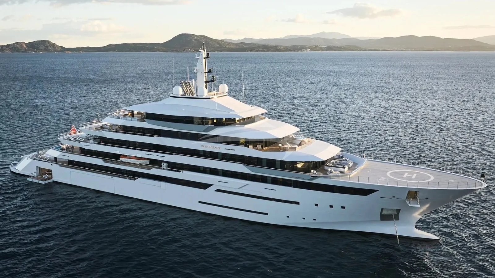 Renaissance - photo 2 yacht charter Cannes