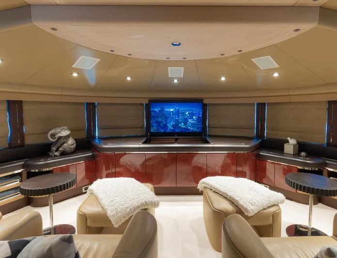 RENEGADE - photo 5, RENEGADE yacht charter