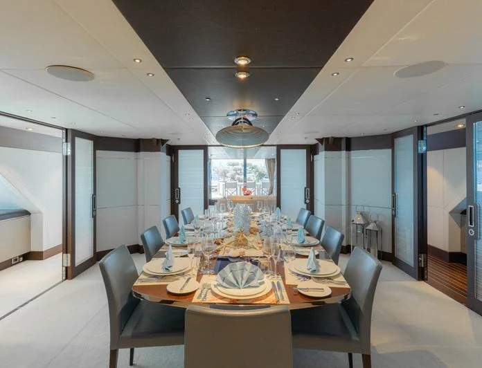RENEGADE - photo 6, RENEGADE yacht charter