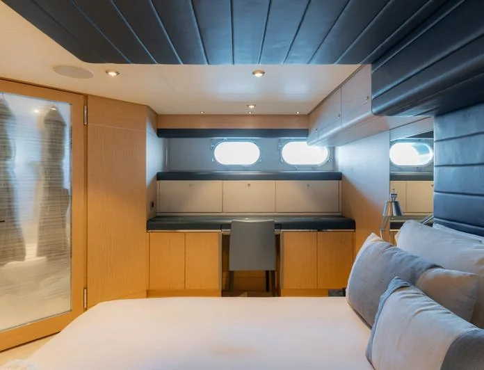 RENEGADE - photo 10, RENEGADE yacht charter