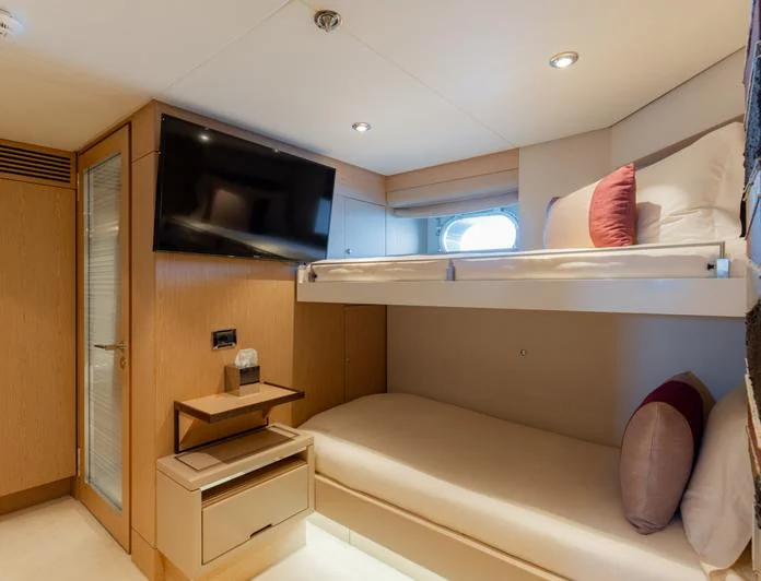 RENEGADE - photo 13, RENEGADE yacht charter