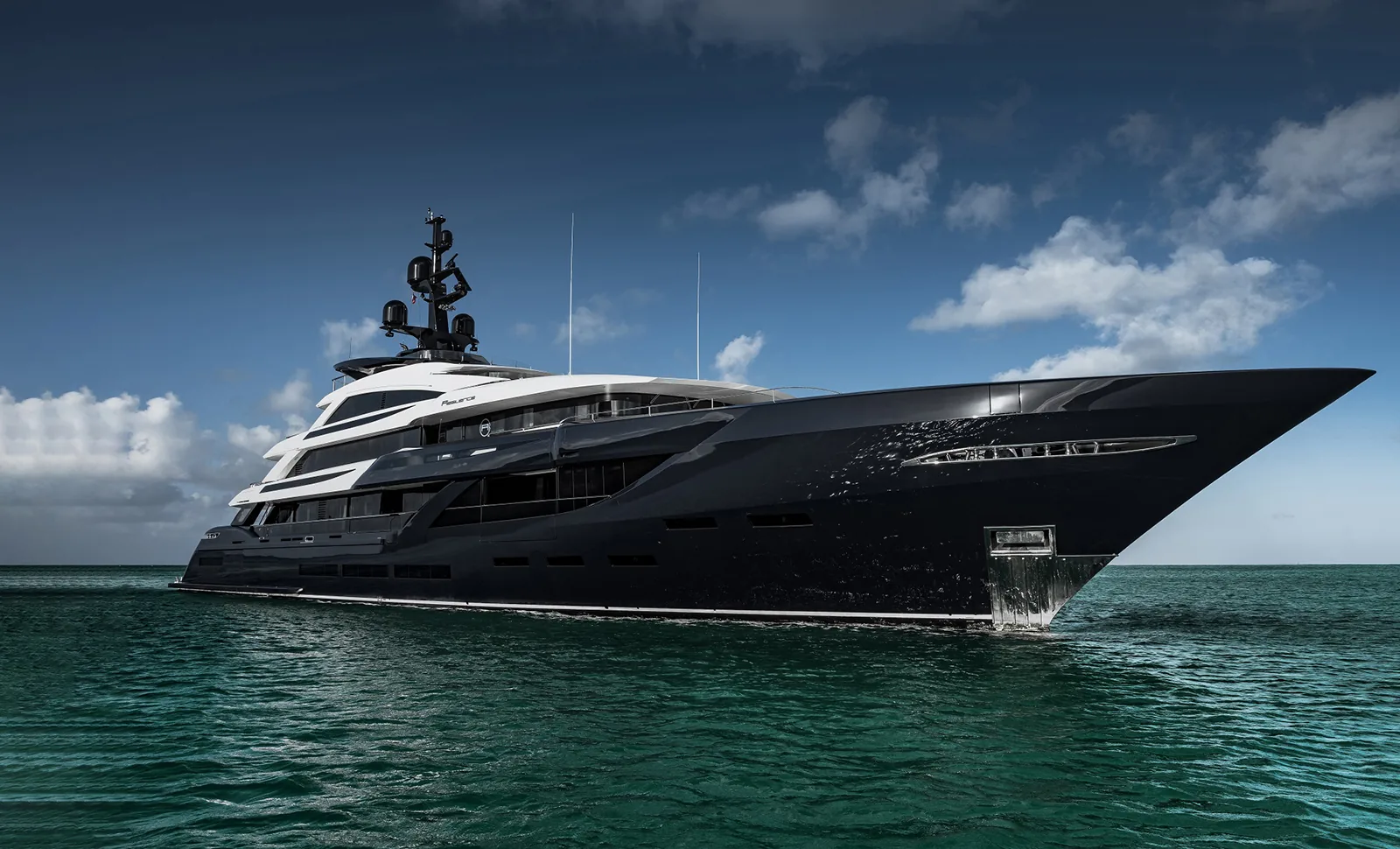 RESILIENCE - photo 1 yacht charter Cannes