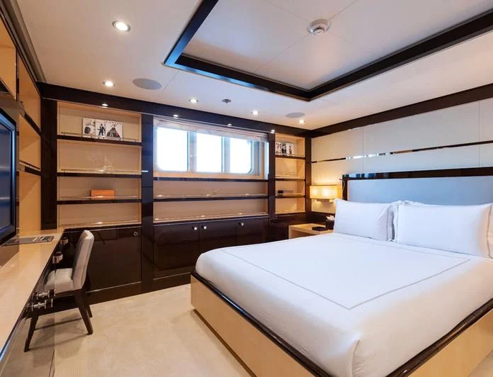 REVELRY - photo 6, REVELRY yacht charter