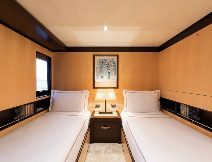 REVELRY - photo 9, REVELRY yacht charter