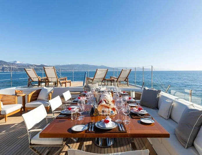 REVELRY - photo 17, REVELRY yacht charter