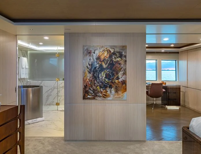 REVERIE - photo 8, REVERIE yacht charter