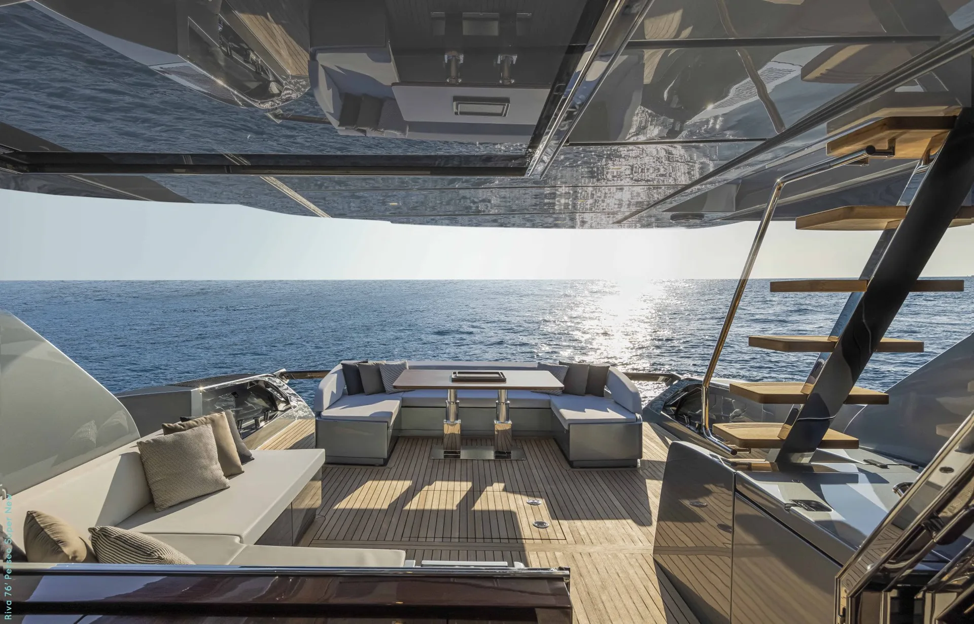 Riva 76 - photo 6 yacht charter Cannes
