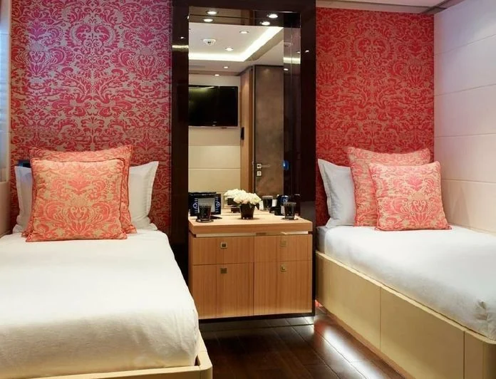 ROCKET - photo 8, ROCKET yacht charter