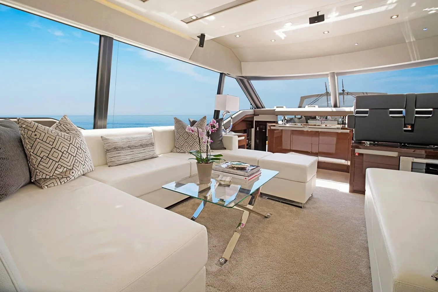 ROMY ONE - photo 17 yacht charter Cannes