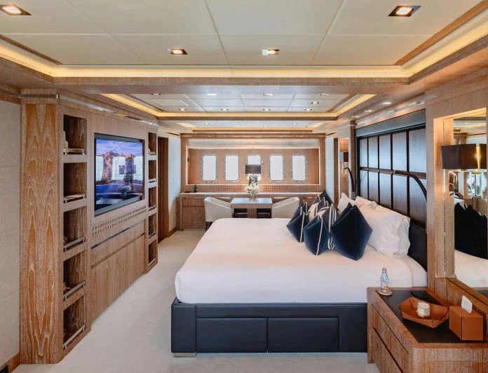 ROYALE X - photo 9, ROYALE X yacht charter