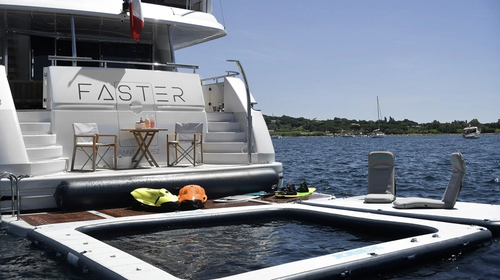 Sanlorenzo SL88 - photo 11 yacht charter Cannes