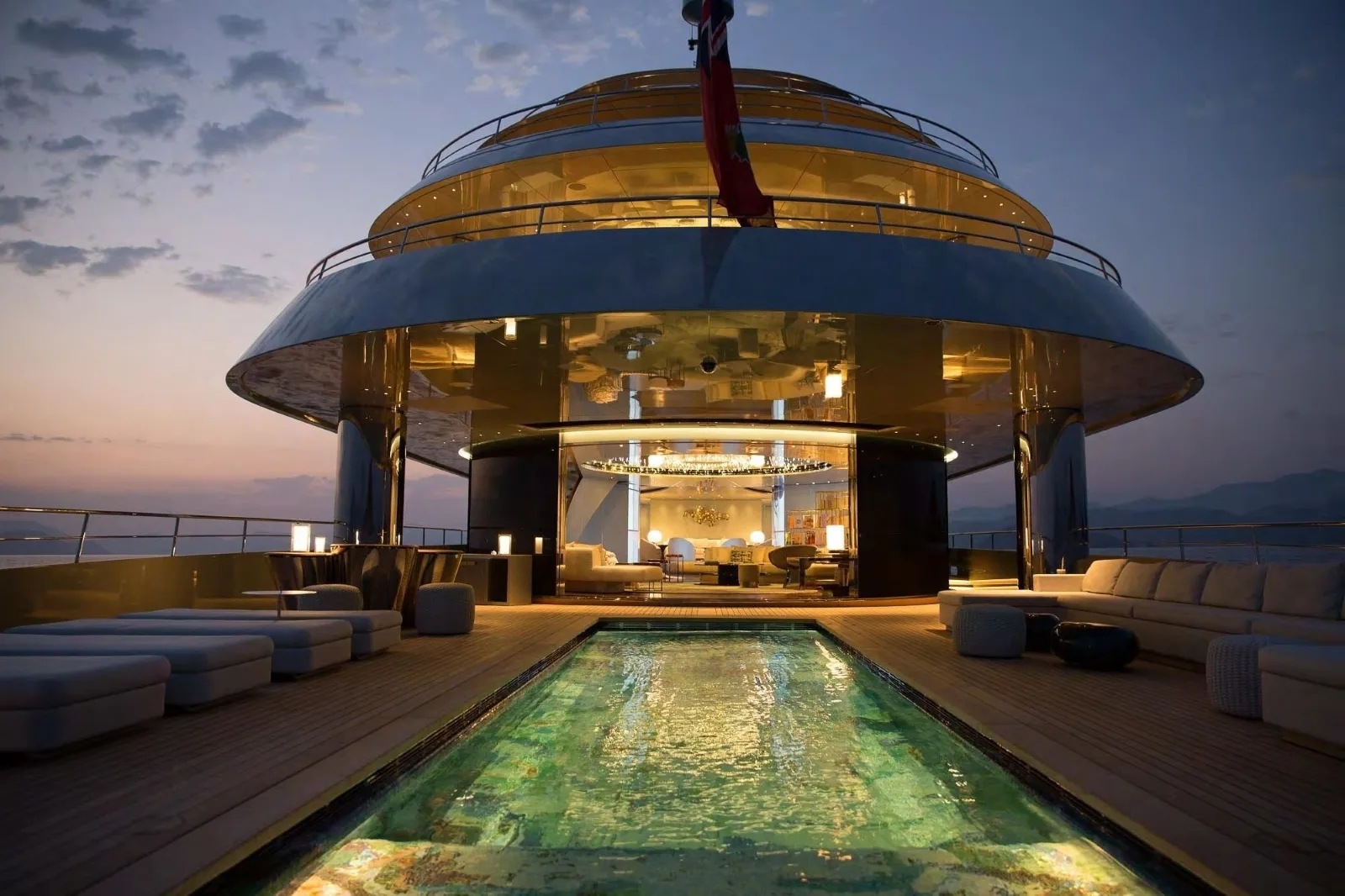 SAVANNAH - photo 12 yacht charter Cannes