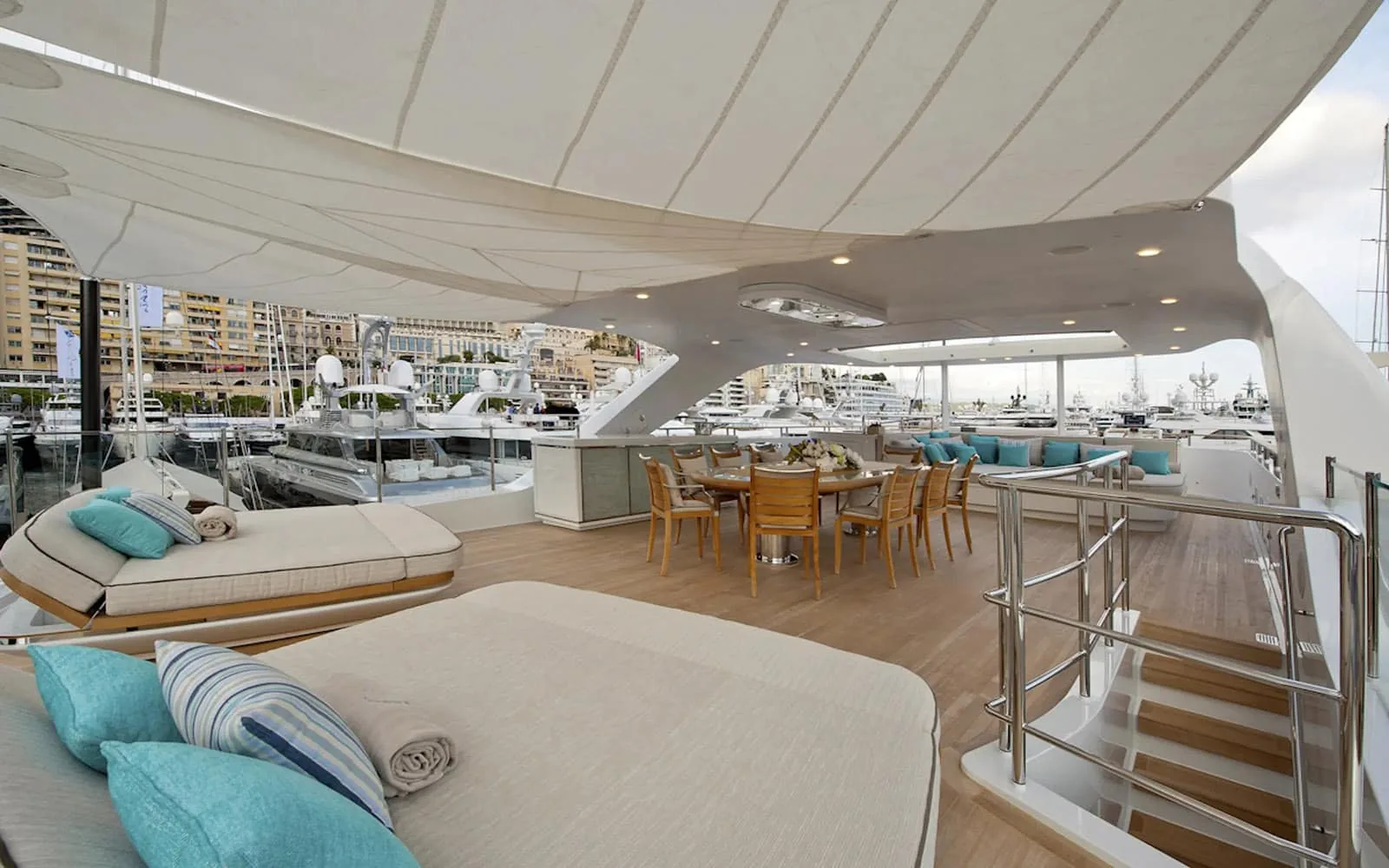 SCORPION - photo 6 yacht charter Cannes