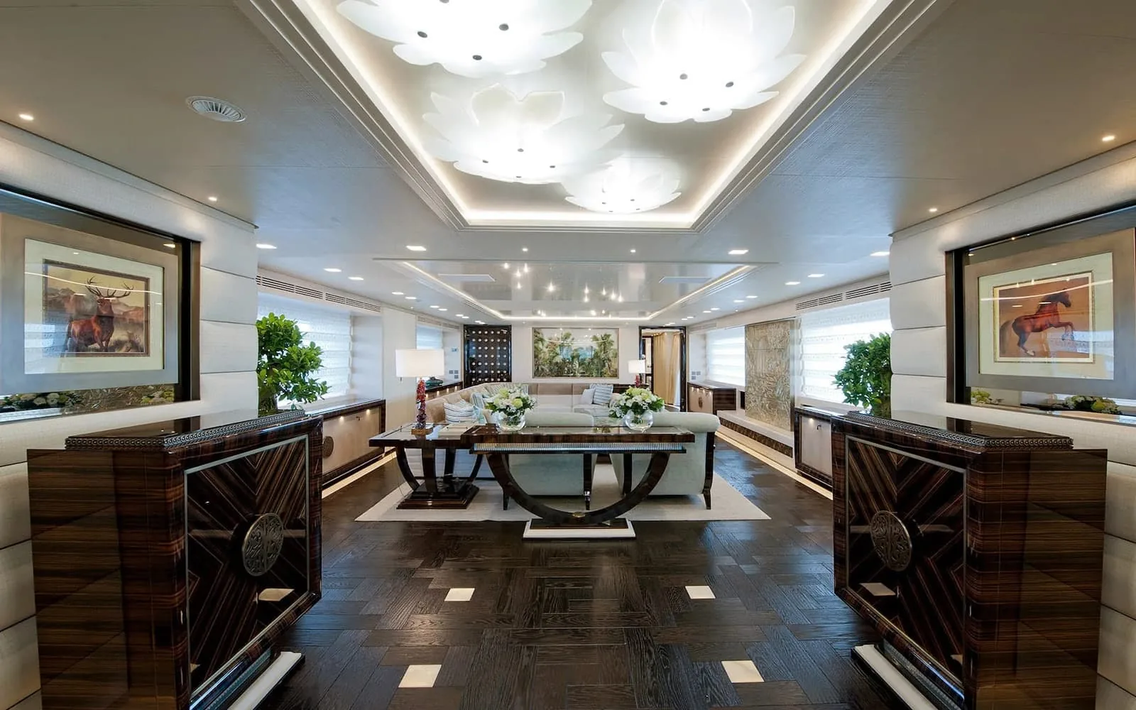 SCORPION - photo 12 yacht charter Cannes