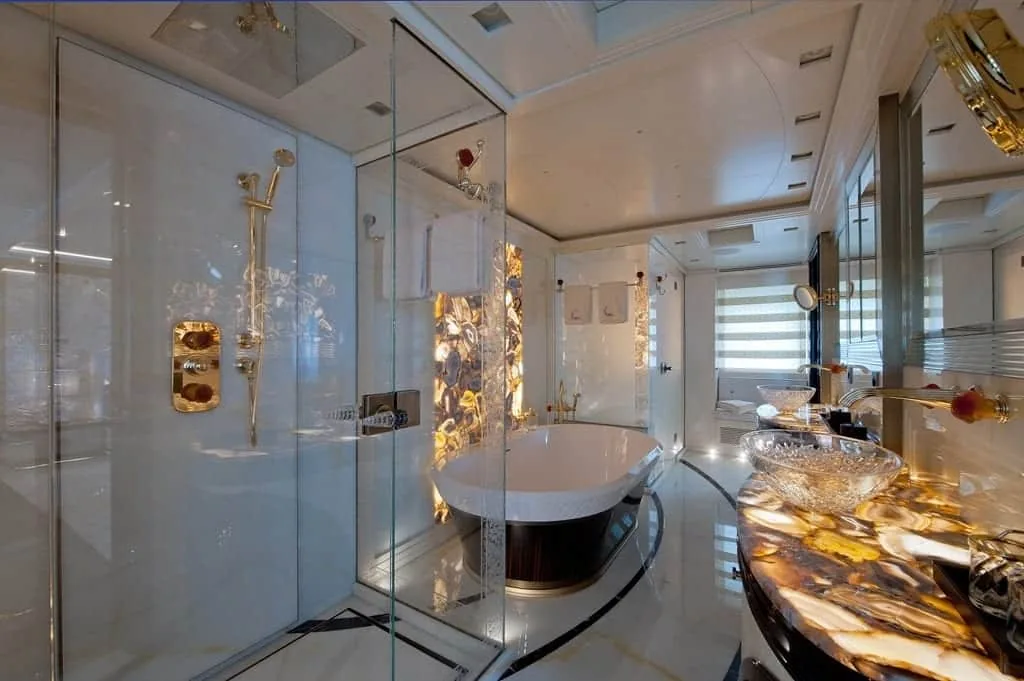 SCORPION - photo 18 yacht charter Cannes
