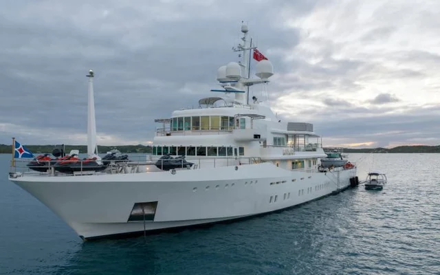 SENSES - explorer yacht for week charter