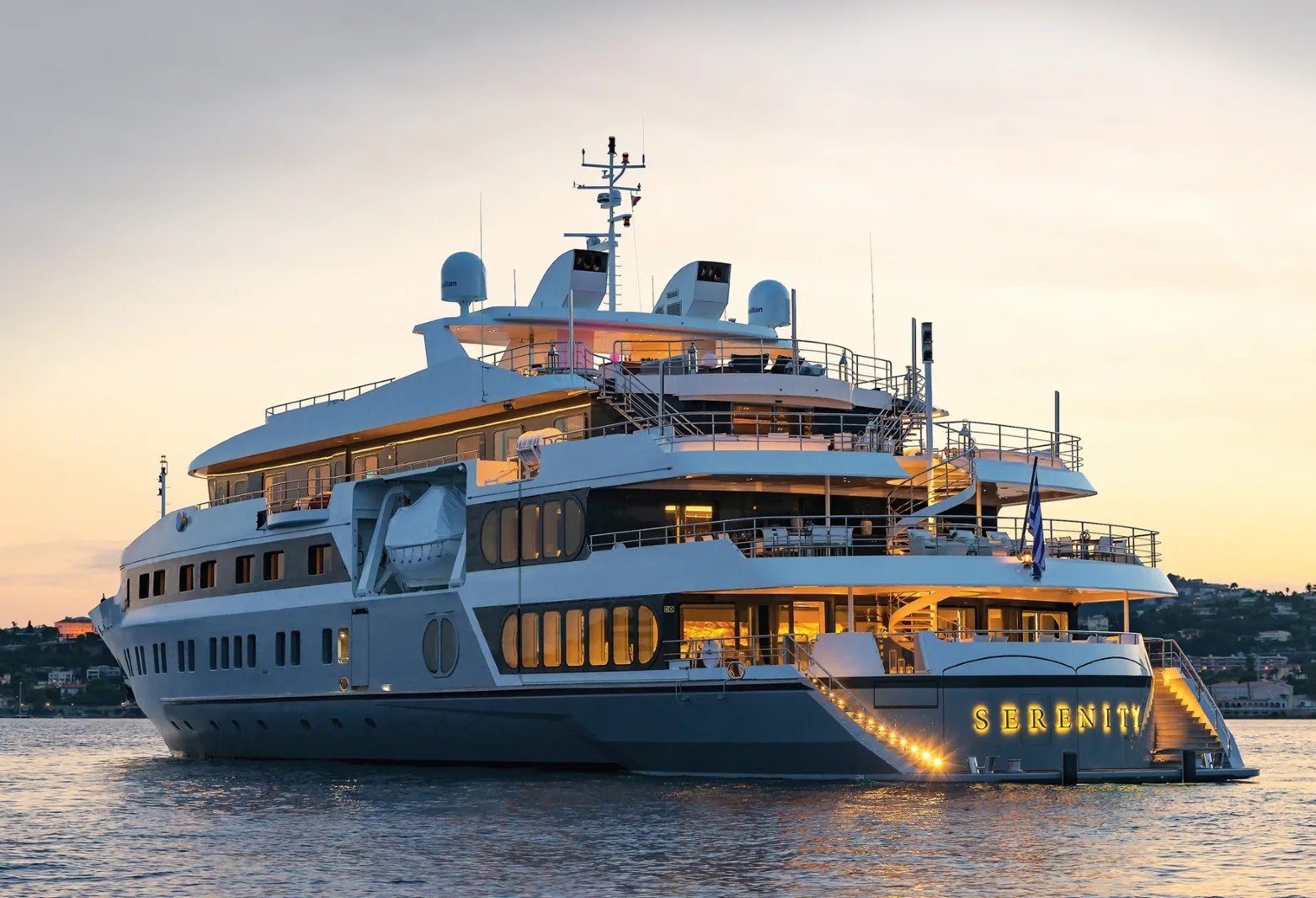 SERENITY - photo 5 location yacht Cannes