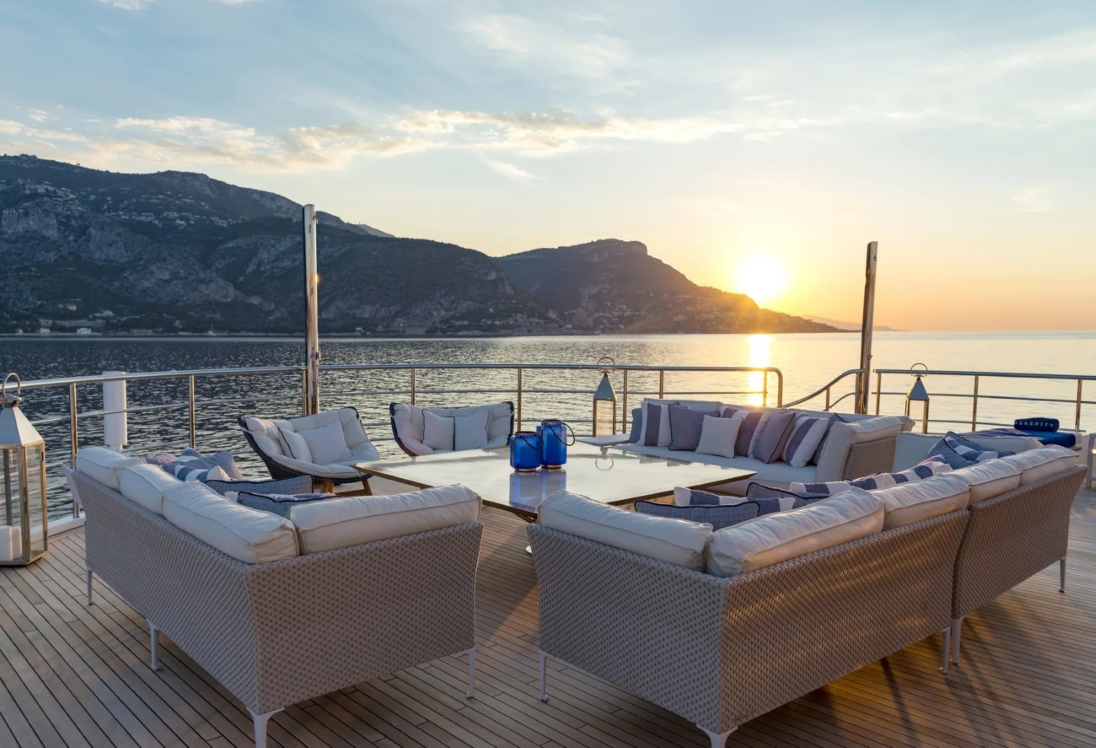 SERENITY - photo 9 location yacht Cannes