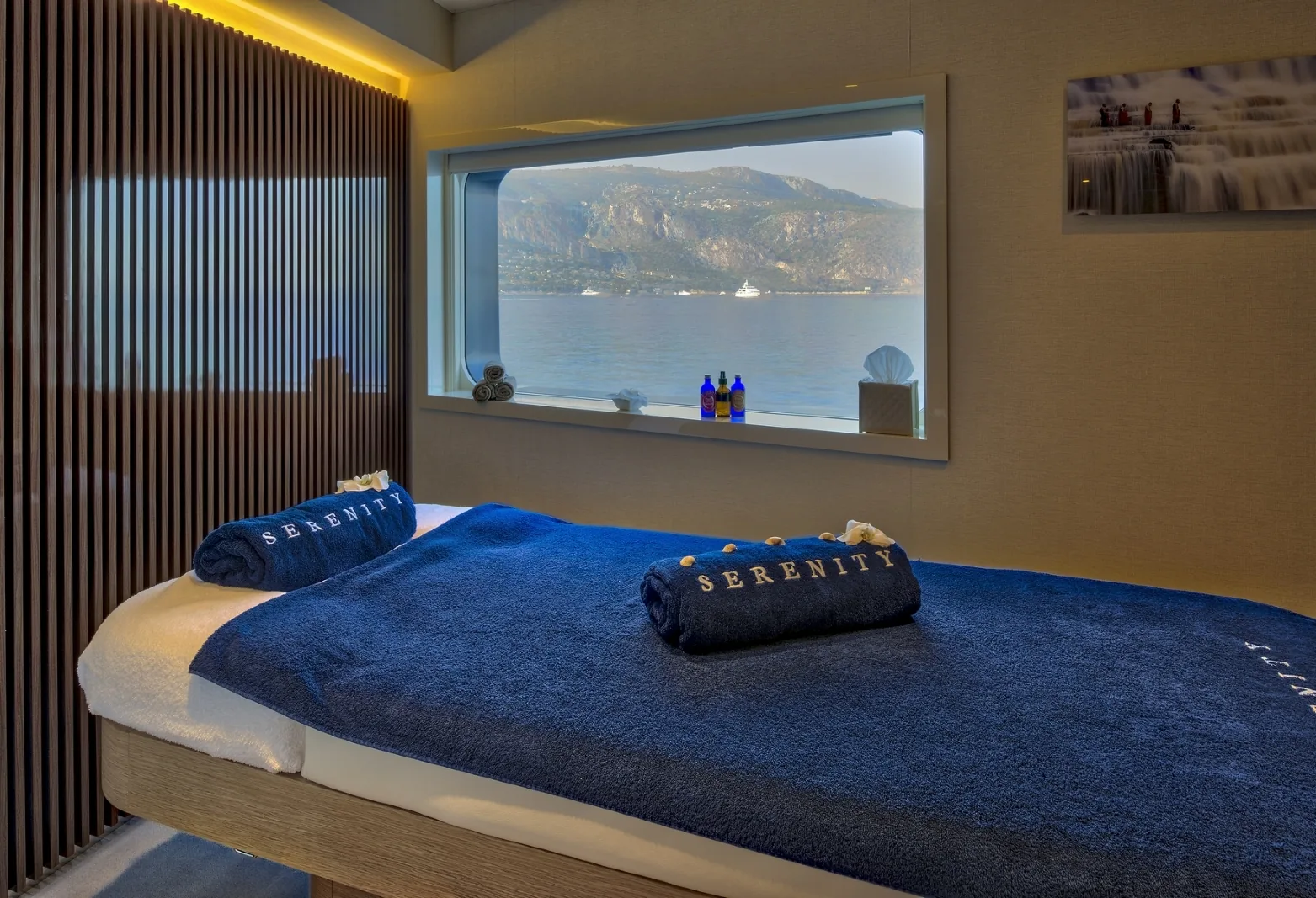 SERENITY - photo 18 location yacht Cannes