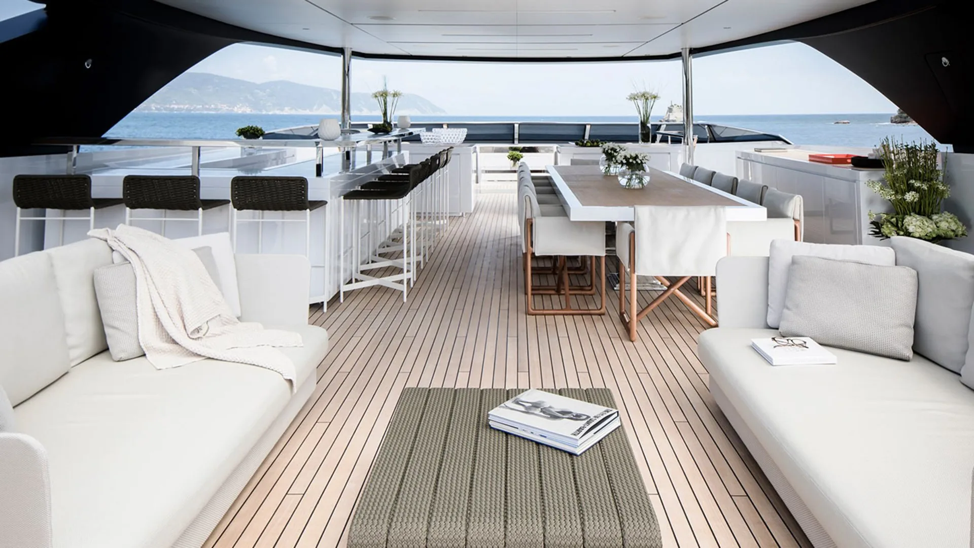 SEVEN SINS - photo 7 yacht charter Cannes