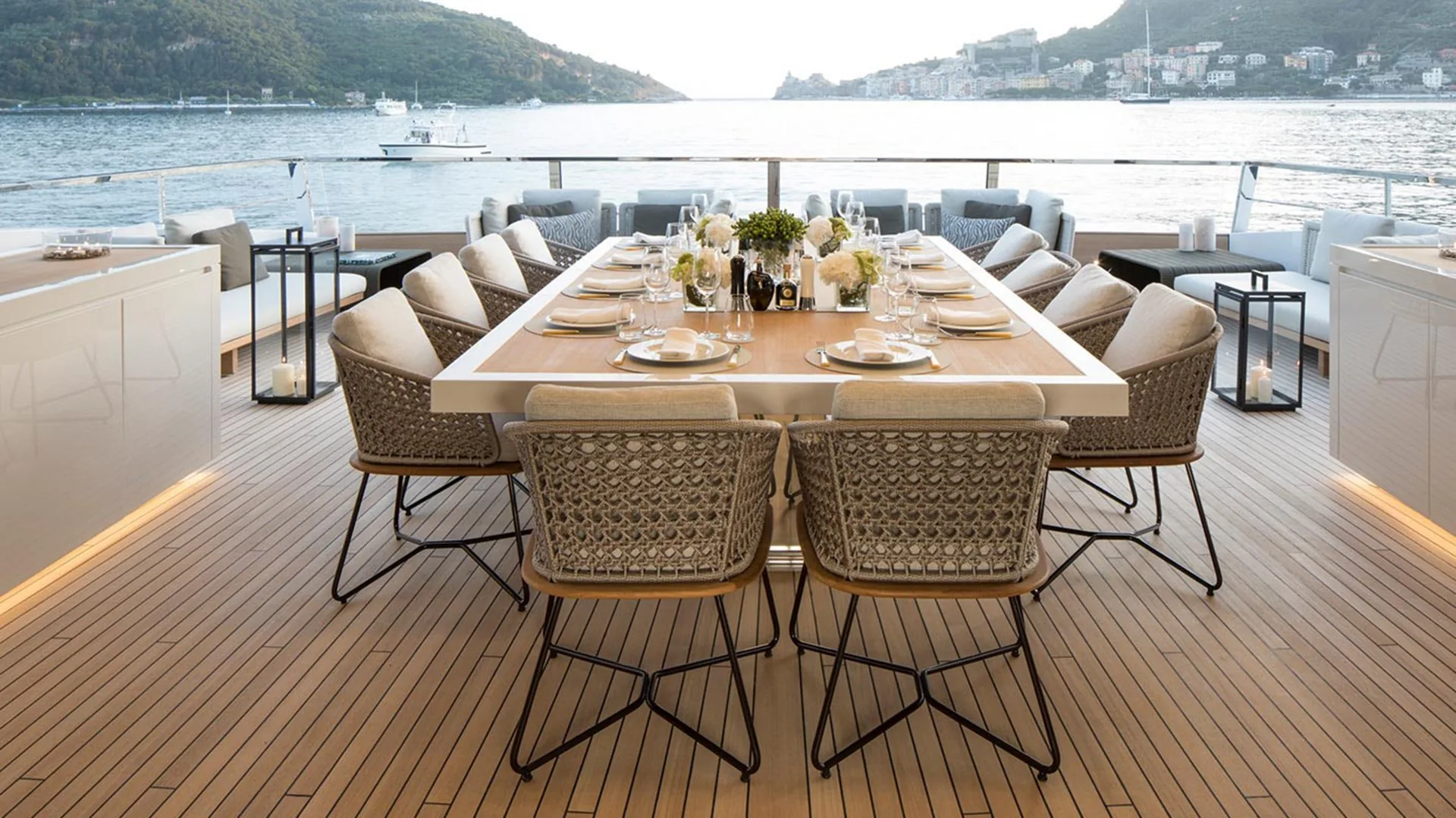 SEVEN SINS - photo 8 yacht charter Cannes
