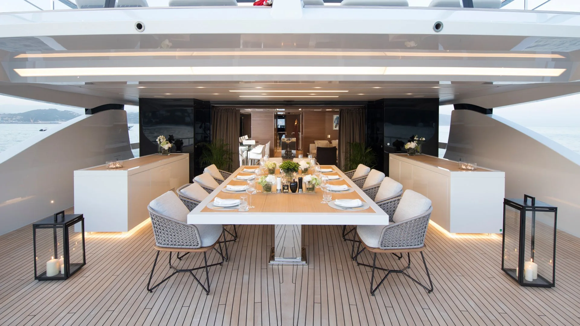 SEVEN SINS - photo 9 yacht charter Cannes