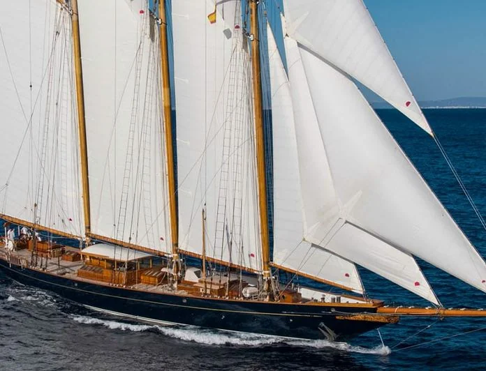 SHENANDOAH OF SARK - photo 8, SHENANDOAH OF SARK yacht charter