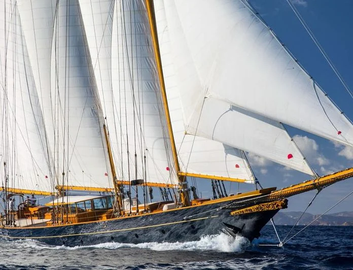 SHENANDOAH OF SARK - photo 9, SHENANDOAH OF SARK yacht charter