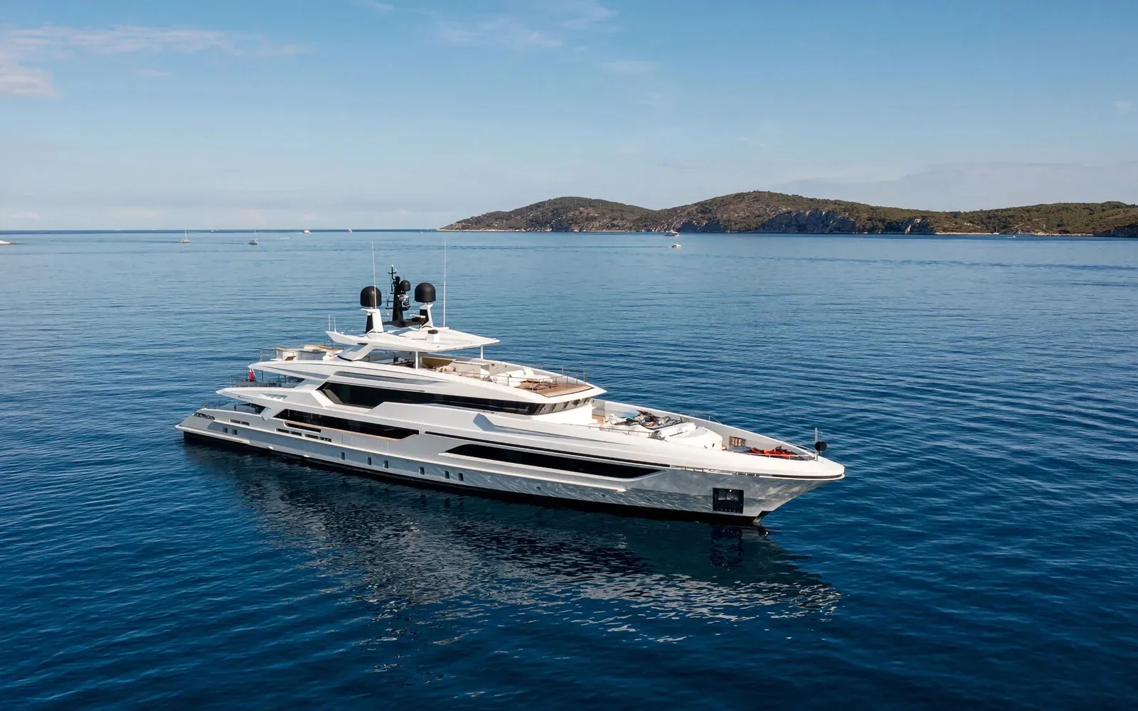 SILVER FOX - photo 1 yacht charter Cannes
