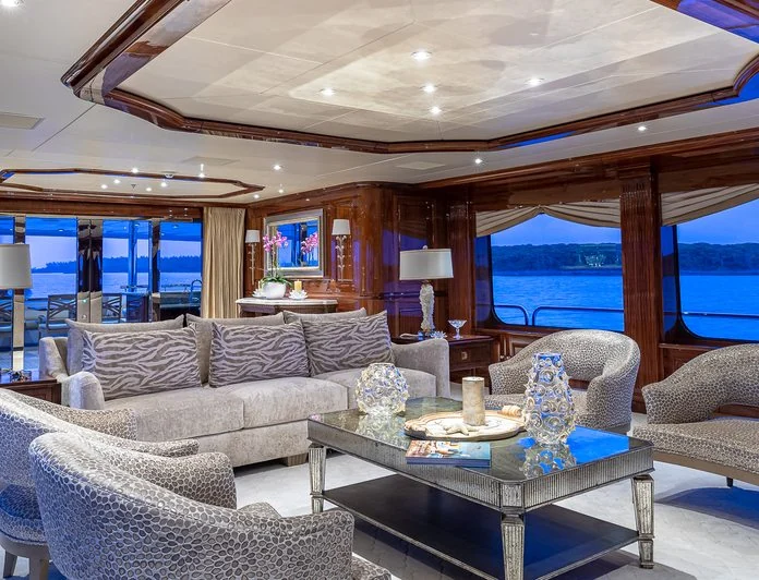 SILVER LINING - photo 2, SILVER LINING yacht charter
