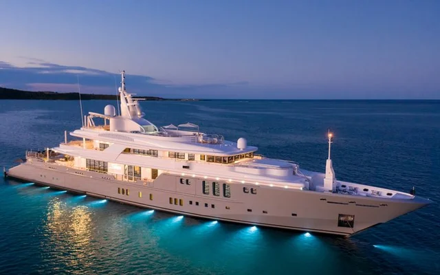 SIREN - superyacht for week charter