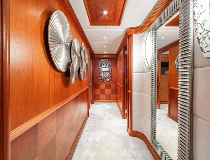 SKYFALL - photo 6, SKYFALL yacht charter