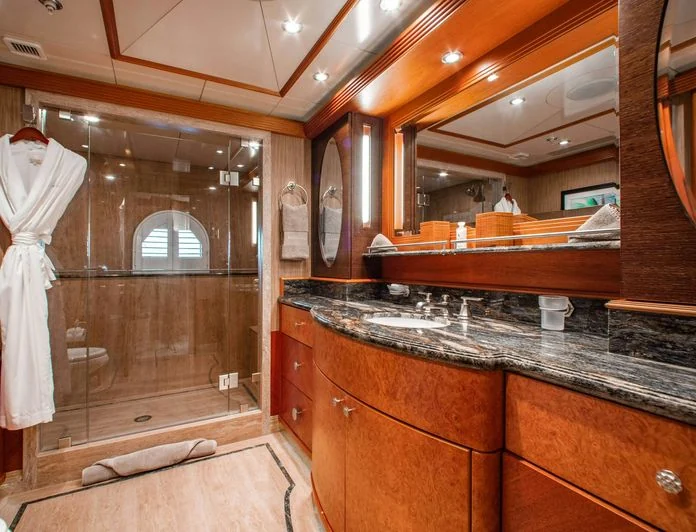 SKYFALL - photo 9, SKYFALL yacht charter