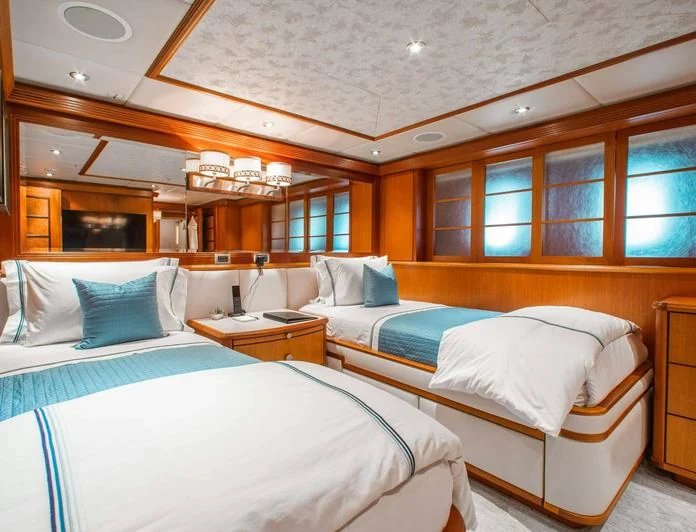 SKYFALL - photo 15, SKYFALL yacht charter