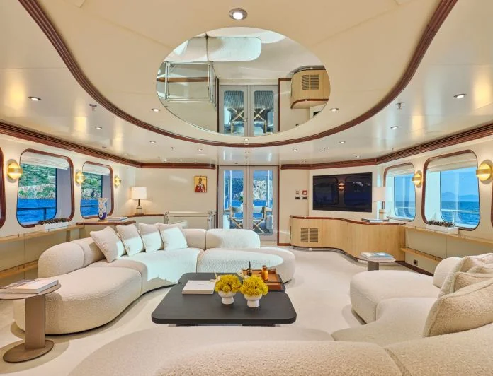 SOJO - photo 9, SOJO yacht charter