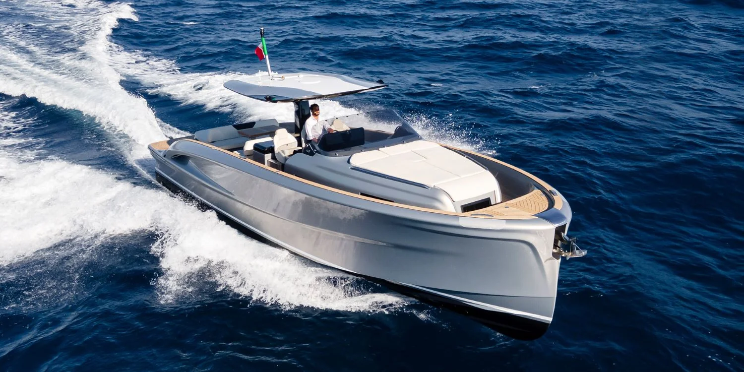 Solaris Power 40 - photo 4 yacht charter Cannes