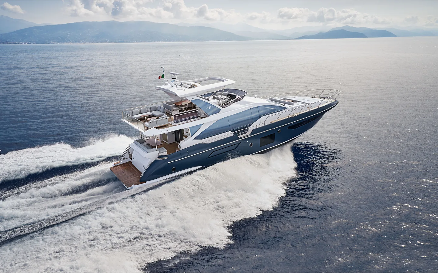 SOLSTICE - photo 4 yacht charter Cannes