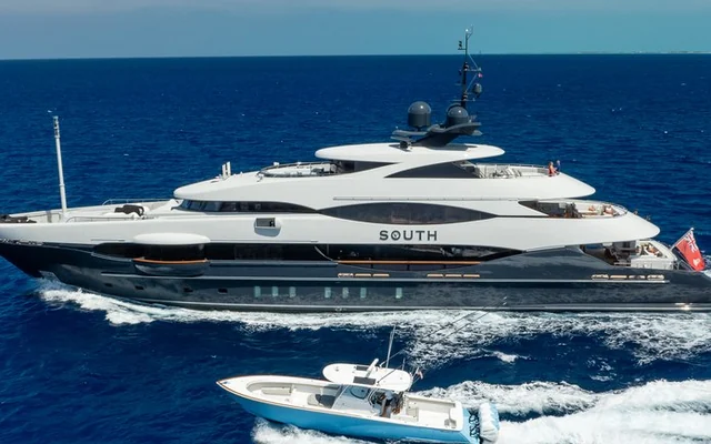 SOUTH - superyacht for week charter