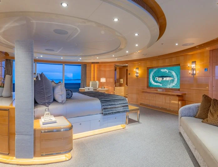 SOUTH - photo 7, SOUTH yacht charter